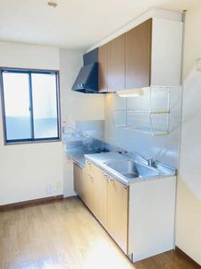 アクィール　＊＊ A0102号-3