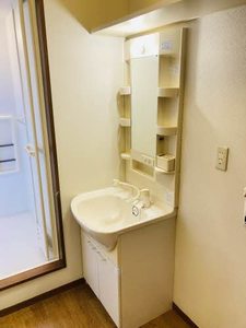 アクィール　＊＊ A0102号-5