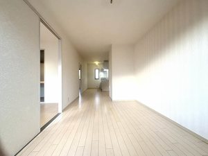 アヴェニール・アージュ　Ｄ棟　＊＊ D0201号-2