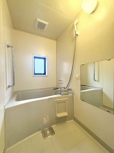 グローブ・たかの　Ｂ棟　＊＊ B0102号-4