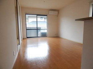 グローブ・たかの　Ｄ棟　＊＊ D0202号-2