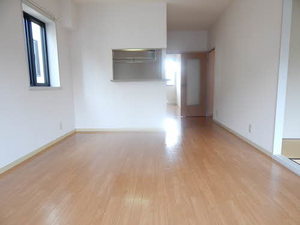 グローブ・たかの　Ｄ棟　＊＊ D0202号-3