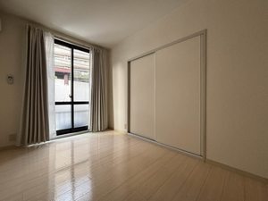 ファミール２１　＊＊ A0101号-2