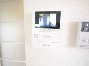 ヴィラ・サンロイヤル E棟 * E0201号-8