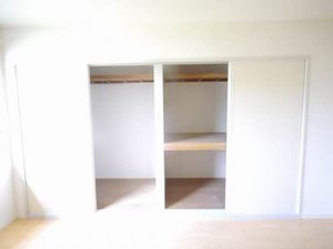 ヴィラ・サンロイヤル E棟 * E0201号-12