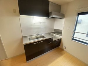 ヴィラ・サンロイヤル　Ｅ棟　＊ E0201号-15