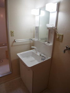 ビーチ・ヒル　Ｄ棟　＊ D0102号-8