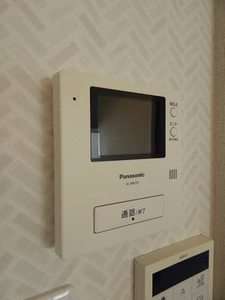 リビングウィン　＊＊ A0201号-14