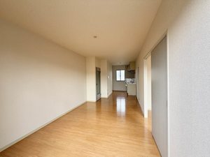 サニーデイ寺崎　＊＊ A0202号-14