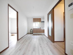 チェリーヒルズ　＊＊　Ｆ棟 F0101号-2