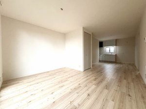 プリムヴェールパルク E棟 * E0102号-2