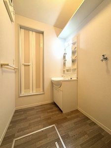 プリムヴェールパルク E棟 * E0102号-5