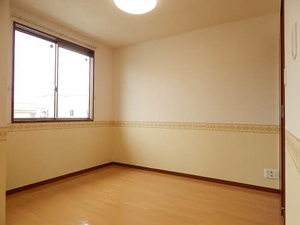 アントルティアン・ファミーユ　Ａ棟　＊＊ A0202号-4