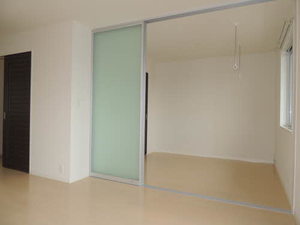 シャーメゾン・ヴィブレ２番館　Ａ棟　＊＊ A0102号-4