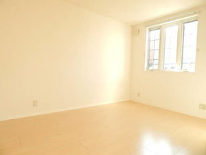 シャーメゾン大川 ** A0102号-7