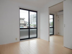 ラ・ヴィYO B0102号-8