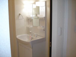 ドエルコート　＊＊ A0203号-3