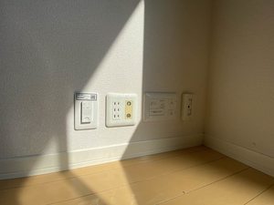 シャーメゾン西泉　Ｂ棟　＊＊ B0202号-10