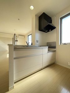 エステートＳＡＫＵＲＡ　Ｒ＆Ｃ　Ｃ棟　＊＊ C0202号-5