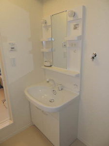 エステートＳＡＫＵＲＡ　Ｒ＆Ｃ　Ｒ棟　＊＊ R0201号-9