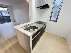 フォレストグリーン名島　Ｃ棟　＊ C0201号-6