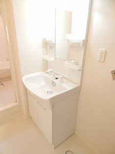 ボヌールＫ　Ｂ棟　＊＊ B0201号-6