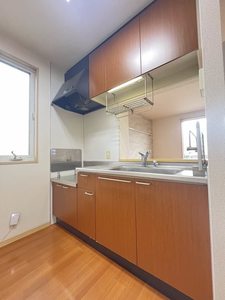 スクエア　Ｂ棟　＊ B0201号-3