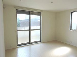 ジョイテル湯川　Ａ棟　＊＊ A0101号-3