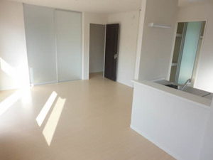 エアホルク ヴィラ C棟 ** C0201号-2