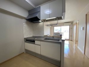 シャーメゾングランドソレイユ門司　＊＊ A0504号-3