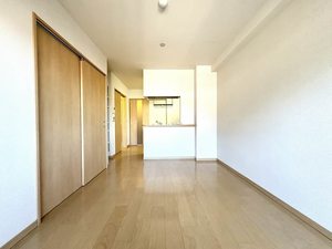 シャーメゾングランドソレイユ門司　＊＊ A0802号-2