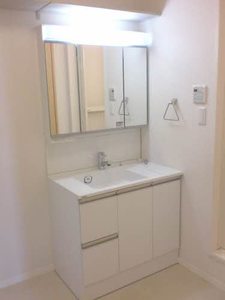 エスパティオ　Ａ棟　＊＊ A0201号-8