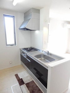 ヴィサージュⅢ　＊ A0101号-3