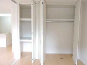 ヴィサージュⅢ　＊ A0102号-8