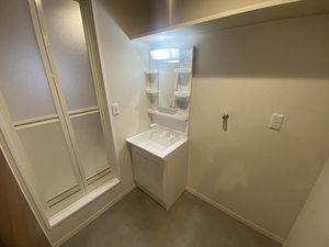 サイドパーク本城Ⅱ B棟 * B0203号-8