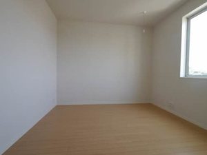 ソシア平尾　Ｃ棟　＊ C0101号-8