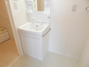 シャーメゾン愛野　＊ A0202号-11