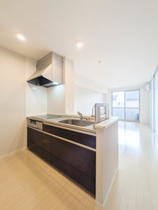 クレストールアベニュー　Ⅰ棟　＊＊ A0202号-3