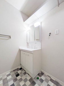 クレストールアベニュー　Ⅰ棟　＊＊ A0202号-7