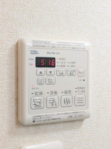 クレストールアベニュー　Ⅱ棟　＊＊ B0101号-13