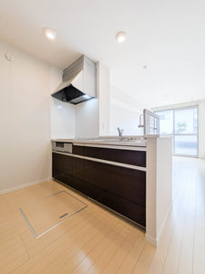 クレストールアベニュー　Ⅲ棟　＊＊ C0102号-3