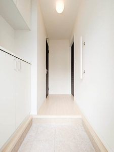 クレストールアベニュー　Ⅲ棟　＊＊ C0102号-11