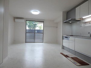 ヴィルヌーブ諏訪野　Ｂ棟　＊＊ B0101号-2