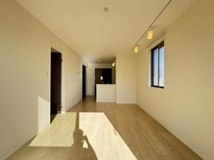 Ｆ・フラッツ鳥栖　Ｅ棟　＊ E0201号-2