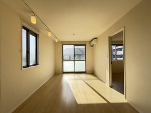 Ｆ・フラッツ鳥栖　Ｅ棟　＊ E0201号-12