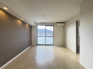 Ｆ・フラッツ鳥栖　Ｅ棟　＊ E0202号-10