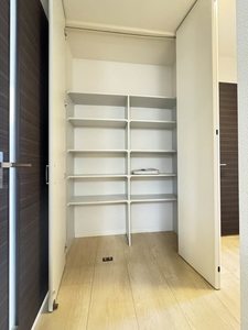 Ｆ・フラッツ鳥栖　Ｅ棟　＊ E0202号-12