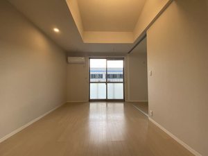 Ｅｌｅ－Ｇａｒｄｅｎ　Ｂ棟　＊ B0201号-2