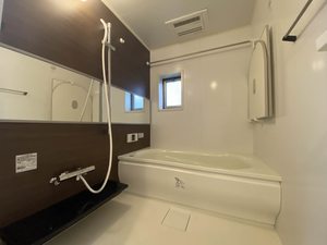 Ｅｌｅ－Ｇａｒｄｅｎ　Ｂ棟　＊ B0201号-4