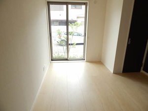 シャーメゾン・アムール　＊＊ A0203号-5